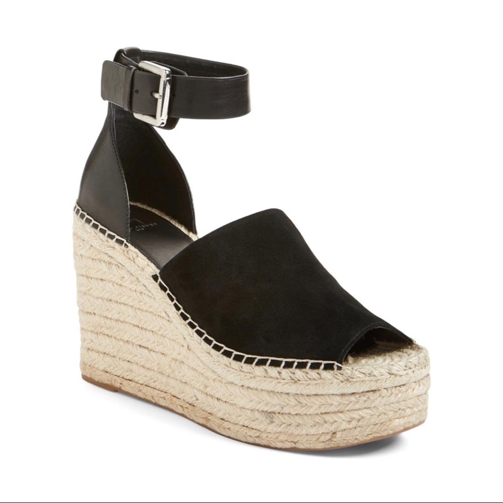 Marc fisher Adalyn Black wedges size 8.5